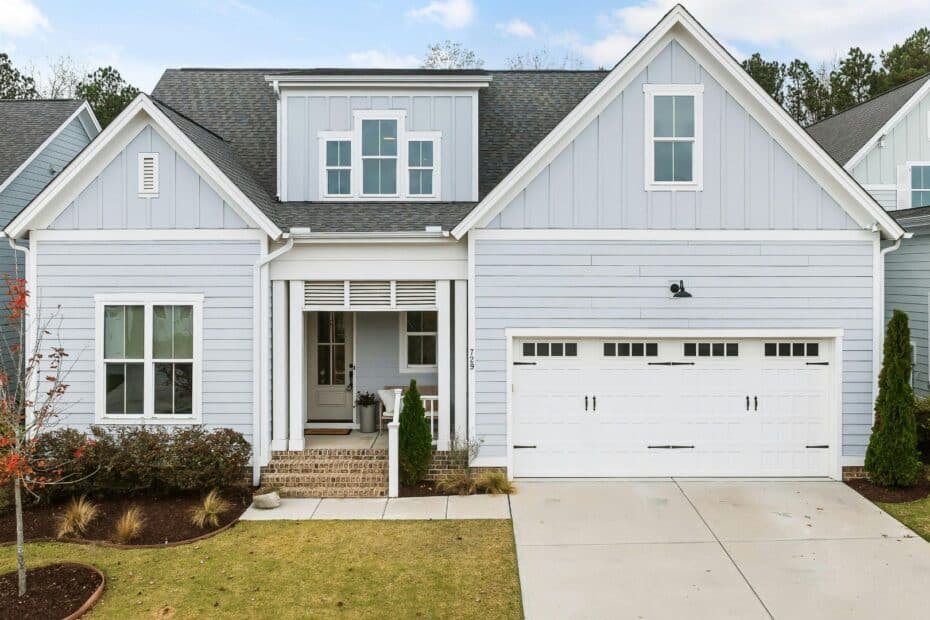 Summer Garage Builds Calculate Costs Before Fall Rush